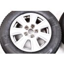 Audi Q3 8U Ganzjahresräder Satz 6,5x16 ET33 Kleber 215/65 R16 102V